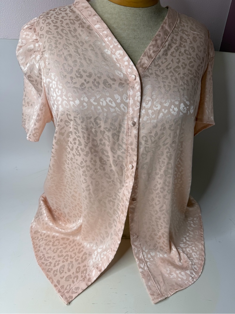 Shimmer Leopard-Print Button-Front Blouse in Blush Pink